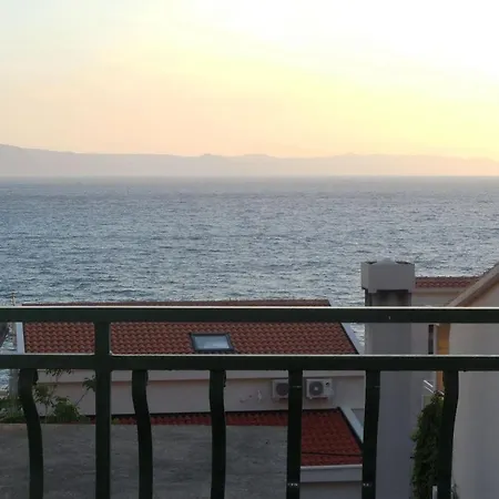 And Maslina * Podgora